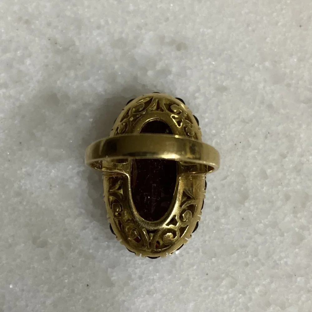 Heavy Antique 18K Yellow Gold Ring with Large Natural Garnet - Picture 11 of 12